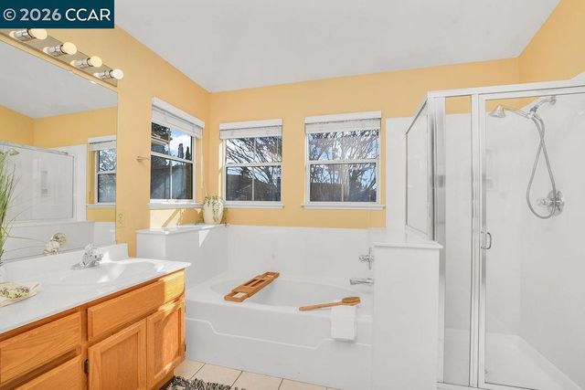 326 Liveoak Court, Martinez, CA 94553