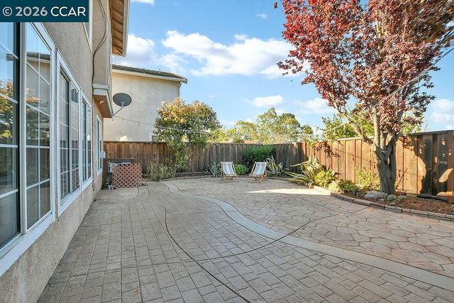 326 Liveoak Court, Martinez, CA 94553