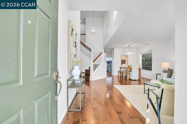 326 Liveoak Court, Martinez, CA 94553