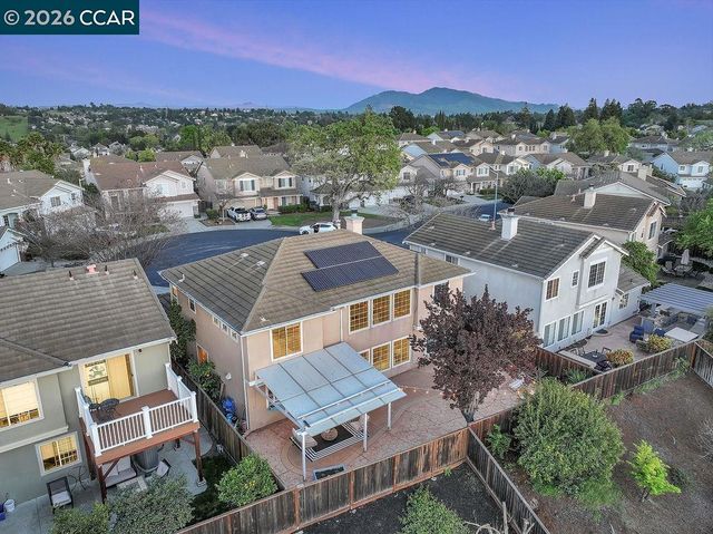 326 Liveoak Court, Martinez, CA 94553