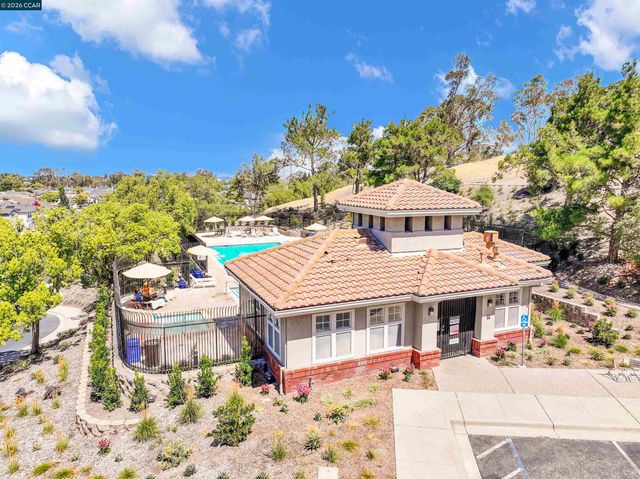 326 Liveoak Court, Martinez, CA 94553