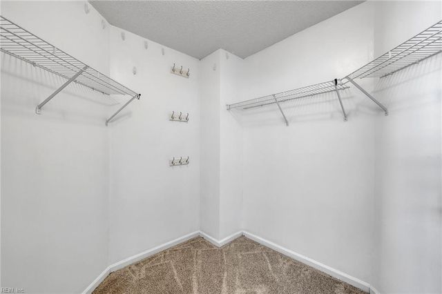 402 Undershot CT, Chesapeake, VA 23323