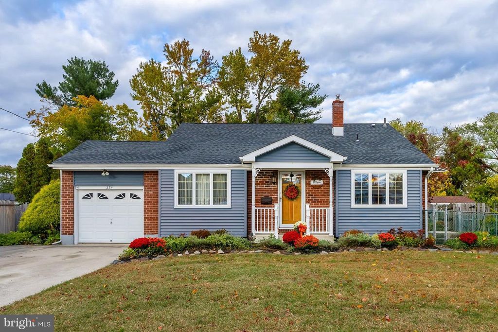 284 COLUMBUS DR, Mantua, NJ 08051