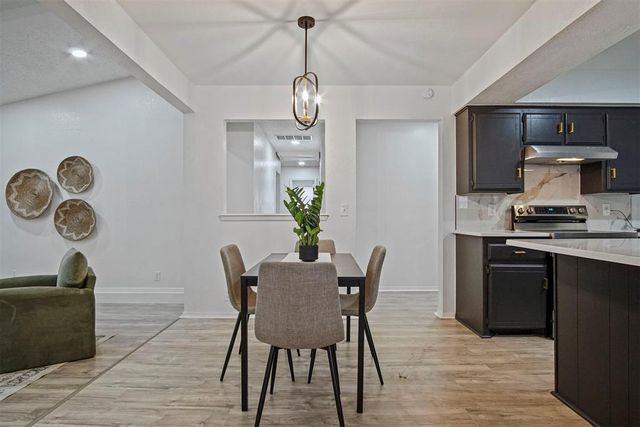 744 Mabel C Fry Boulevard, Yukon, OK 73099