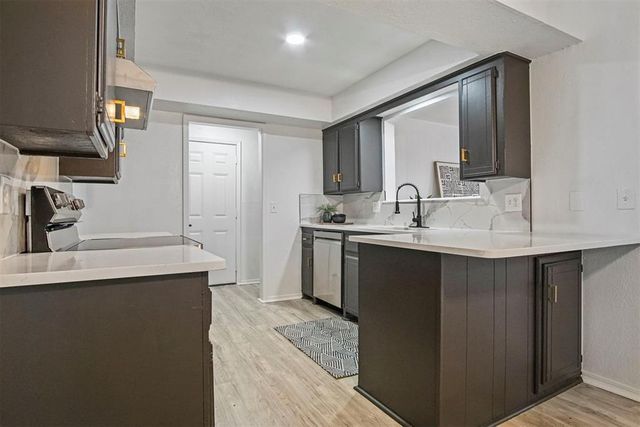 744 Mabel C Fry Boulevard, Yukon, OK 73099