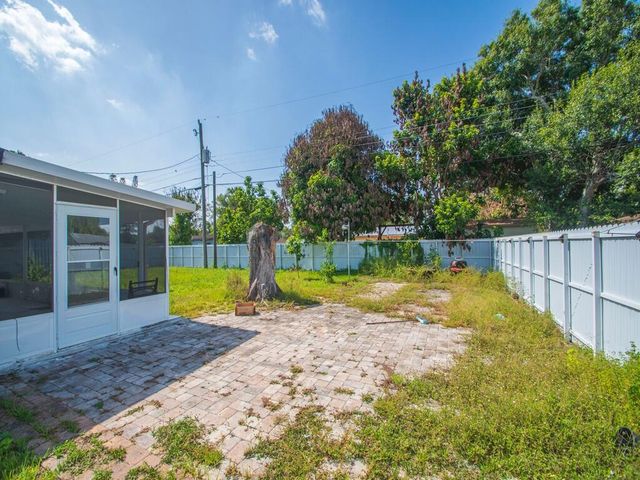 355 JOHNSTON Street, Fort Pierce, FL 34982
