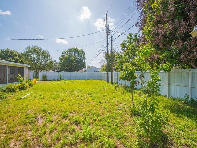 355 JOHNSTON Street, Fort Pierce, FL 34982
