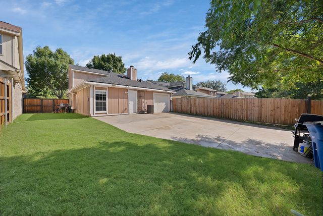 10328 Wood Heights Drive, Dallas, TX 75227
