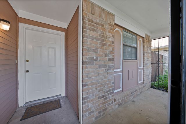 10328 Wood Heights Drive, Dallas, TX 75227