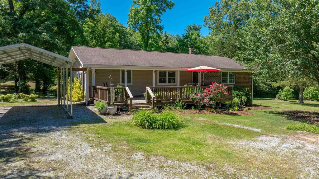 50 Hawkins Lane, Cord, AR 72524