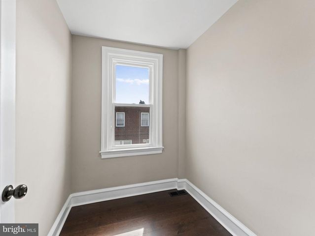 5921 ELSINORE ST, Philadelphia, PA 19120