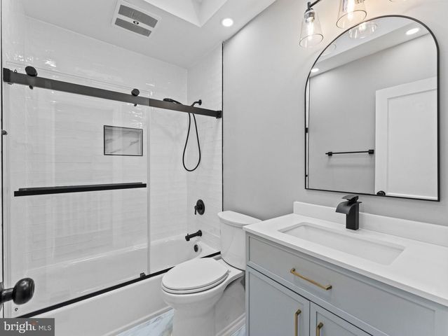 5921 ELSINORE ST, Philadelphia, PA 19120