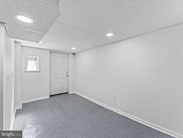 5921 ELSINORE ST, Philadelphia, PA 19120