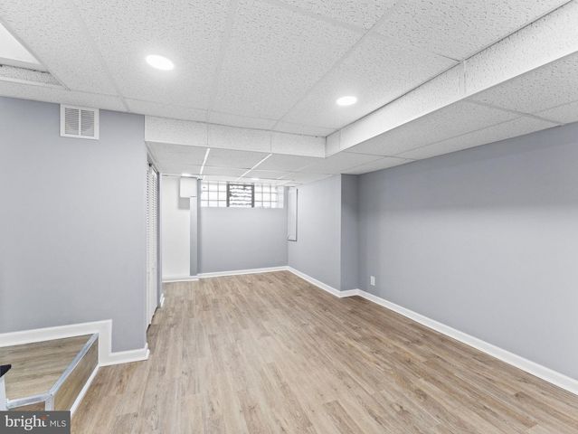 5921 ELSINORE ST, Philadelphia, PA 19120