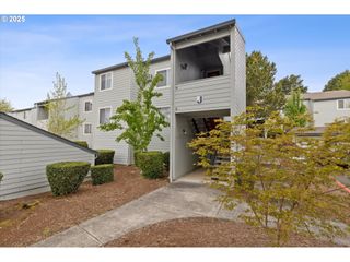 159 Sw FLORENCE Ave J53, Gresham, OR 97080