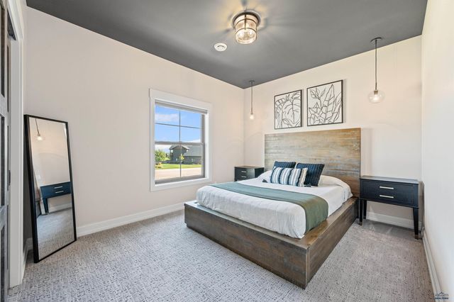 7935 BROOKS LOOP, Spearfish, SD 57783