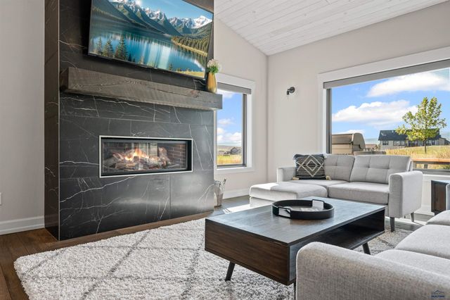 7935 BROOKS LOOP, Spearfish, SD 57783