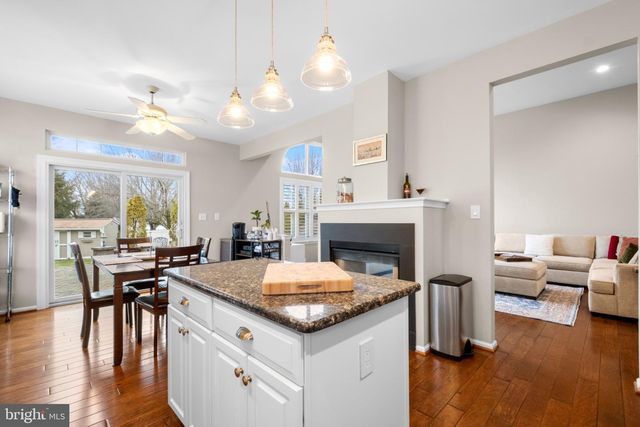 7 WILKINS RD, Hainesport, NJ 08036