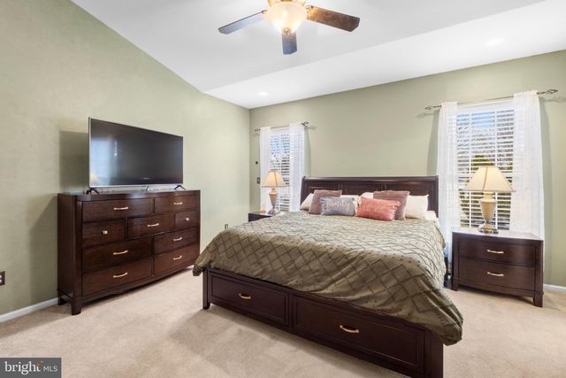 7 WILKINS RD, Hainesport, NJ 08036