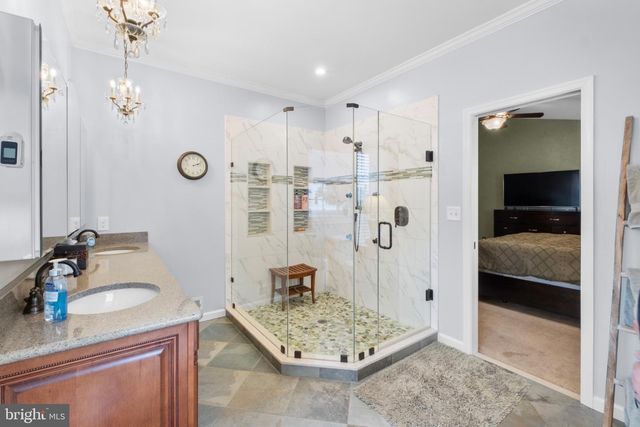 7 WILKINS RD, Hainesport, NJ 08036