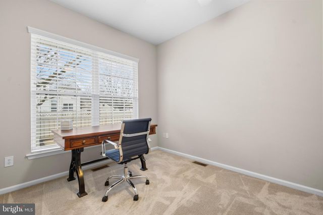 7 WILKINS RD, Hainesport, NJ 08036