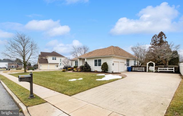 7 WILKINS RD, Hainesport, NJ 08036