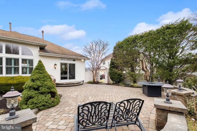 7 WILKINS RD, Hainesport, NJ 08036