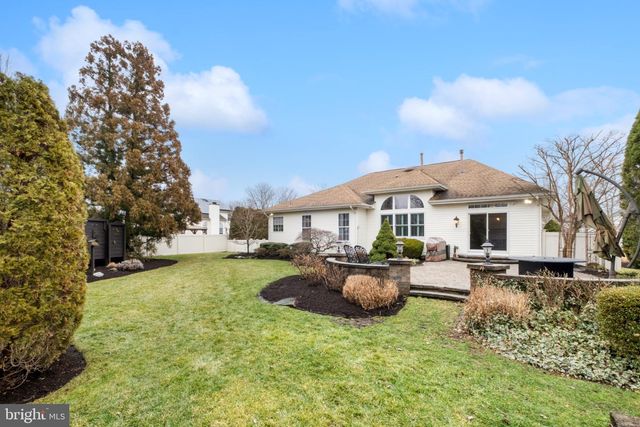 7 WILKINS RD, Hainesport, NJ 08036