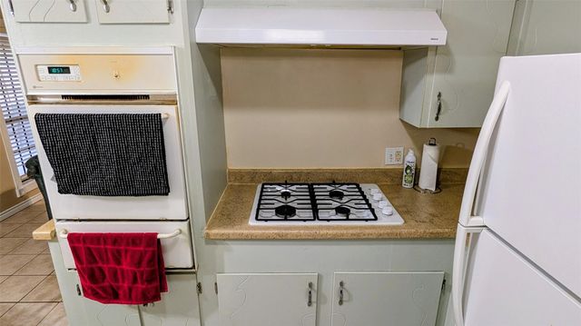 10227 Gulf Meadows Drive, Houston, TX 77075