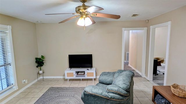 10227 Gulf Meadows Drive, Houston, TX 77075