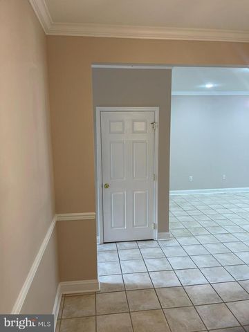 160 PENNSBURY LN, Woodbury, NJ 08096