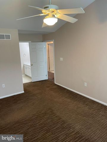 160 PENNSBURY LN, Woodbury, NJ 08096