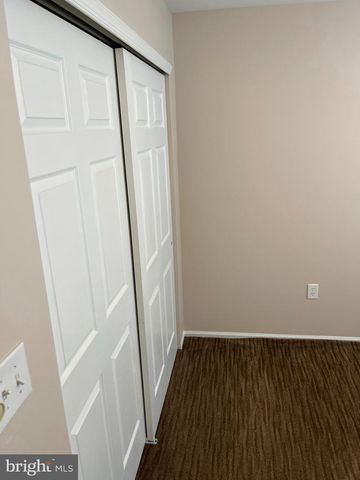 160 PENNSBURY LN, Woodbury, NJ 08096