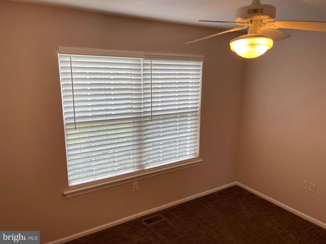 160 PENNSBURY LN, Woodbury, NJ 08096