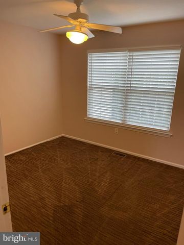 160 PENNSBURY LN, Woodbury, NJ 08096