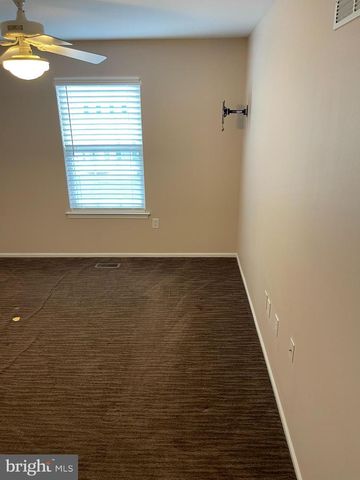 160 PENNSBURY LN, Woodbury, NJ 08096