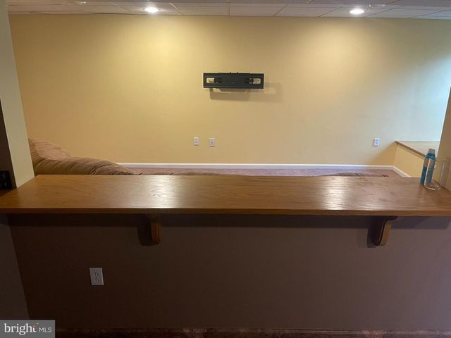 160 PENNSBURY LN, Woodbury, NJ 08096