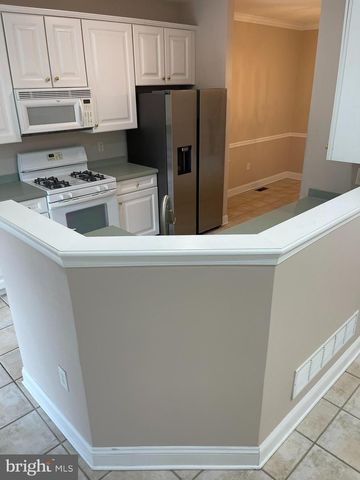 160 PENNSBURY LN, Woodbury, NJ 08096