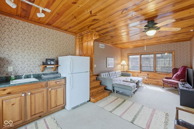 6486 Coyote Drive, Nineveh, IN 46164