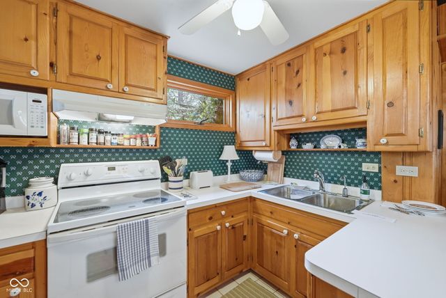 6486 Coyote Drive, Nineveh, IN 46164