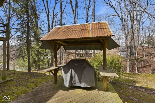 6486 Coyote Drive, Nineveh, IN 46164