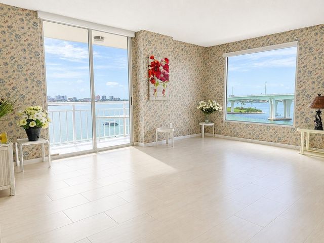 100 PIERCE STREET 808, Clearwater, FL 33756