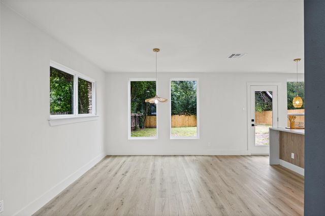 6005 Walnut Hills DR, Austin, TX 78723