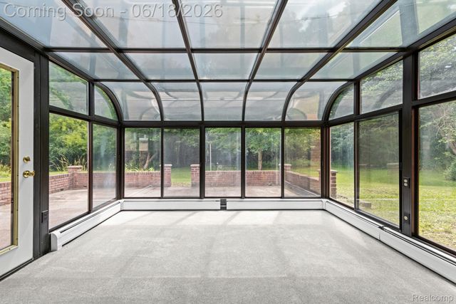 28134 Wildwood Trail, Farmington Hills, MI 48336