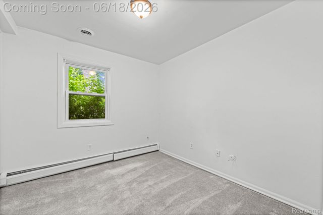 28134 Wildwood Trail, Farmington Hills, MI 48336