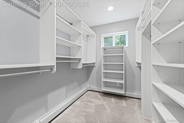 28134 Wildwood Trail, Farmington Hills, MI 48336