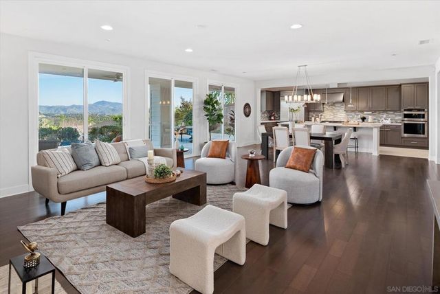 1725 Continental Lane, Escondido, CA 92029