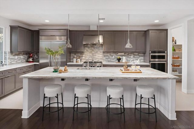 1725 Continental Lane, Escondido, CA 92029