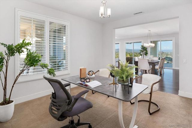 1725 Continental Lane, Escondido, CA 92029