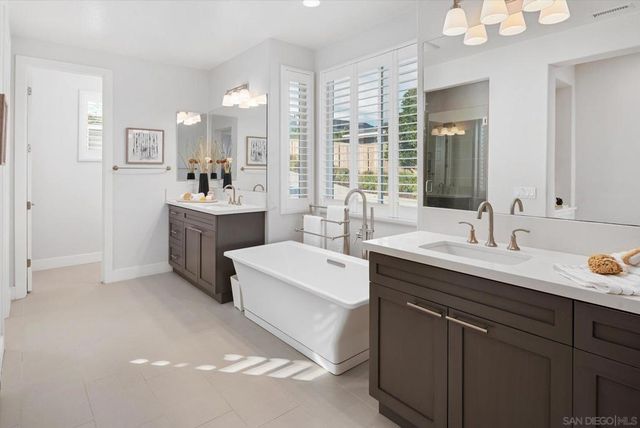 1725 Continental Lane, Escondido, CA 92029